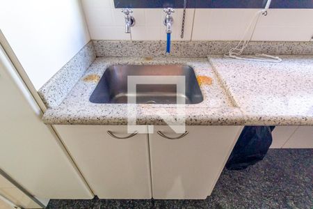 Apartamento à venda com 180m², 3 quartos e 3 vagasLavanderia