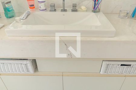 Apartamento para alugar com 220m², 3 quartos e 2 vagasBanheiro 1 - Suíte