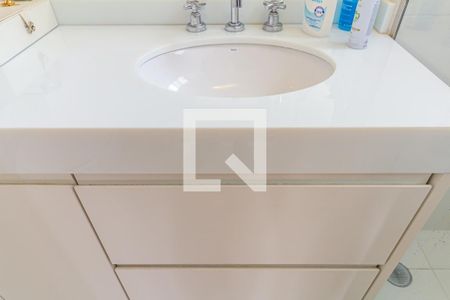 Apartamento para alugar com 220m², 3 quartos e 2 vagasBanheiro 2 - Suíte