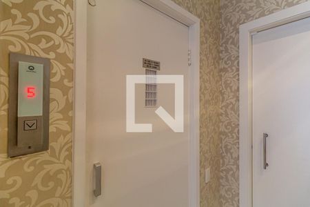 Apartamento para alugar com 220m², 3 quartos e 2 vagasHall de Elevador Privativo