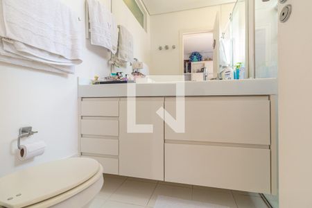 Apartamento para alugar com 220m², 3 quartos e 2 vagasBanheiro 2 - Suíte
