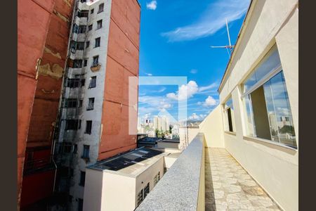 Apartamento para alugar com 105m², 3 quartos e sem vaga Apartamento para alugar com 105m², 3 quartos e sem vagaVaranda