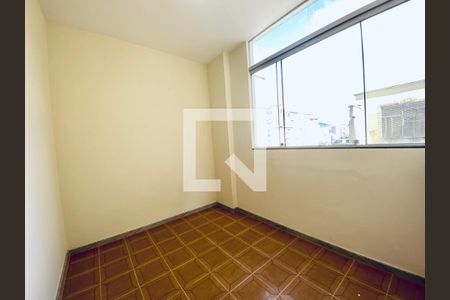 Apartamento para alugar com 105m², 3 quartos e sem vaga Apartamento para alugar com 105m², 3 quartos e sem vagaQuarto 2