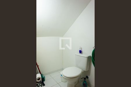 Casa de condomínio à venda com 160m², 2 quartos e 2 vagas Casa de condomínio à venda com 160m², 2 quartos e 2 vagasBanheiro da Garagem