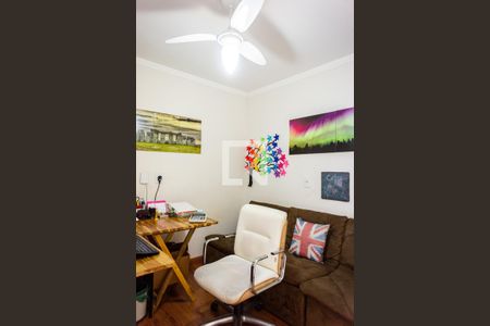 Casa de condomínio à venda com 160m², 2 quartos e 2 vagas Casa de condomínio à venda com 160m², 2 quartos e 2 vagasEscritório