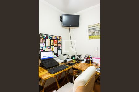 Casa de condomínio à venda com 160m², 2 quartos e 2 vagas Casa de condomínio à venda com 160m², 2 quartos e 2 vagasEscritório