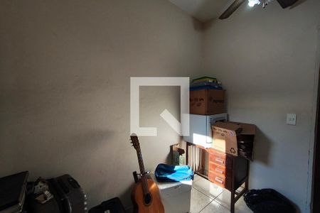 Casa à venda com 270m², 3 quartos e 4 vagas Casa à venda com 270m², 3 quartos e 4 vagasQuarto 2