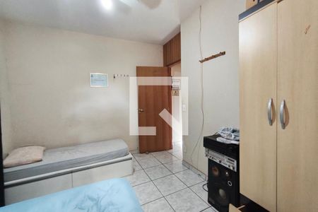 Casa à venda com 270m², 3 quartos e 4 vagas Casa à venda com 270m², 3 quartos e 4 vagasQuarto 3