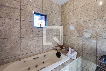 Casa à venda com 270m², 3 quartos e 4 vagas Casa à venda com 270m², 3 quartos e 4 vagasBanheiro