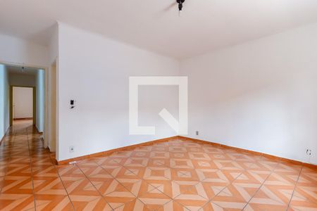 Casa à venda com 250m², 4 quartos e 7 vagasSuíte