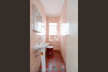 Lavabo de casa à venda com 4 quartos, 250m² em Jardim Guanca, São Paulo