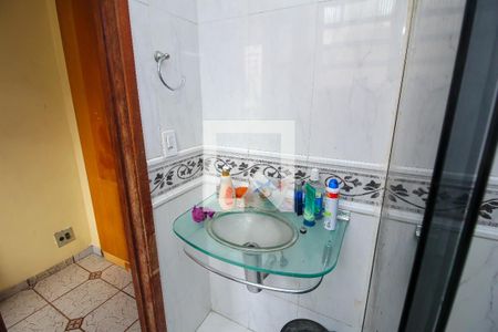 Casa à venda com 85m², 3 quartos e sem vagaBanheiro da Suíte