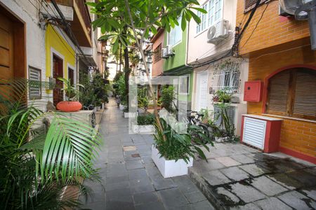 Casa à venda com 85m², 3 quartos e sem vagaVila