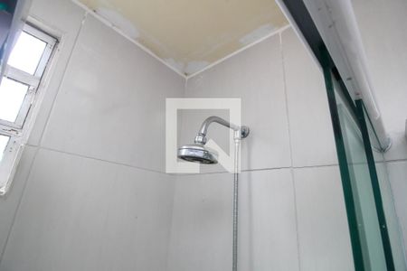 Casa à venda com 85m², 3 quartos e sem vagaChuveiro