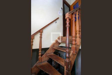 Casa à venda com 85m², 3 quartos e sem vagaEscada