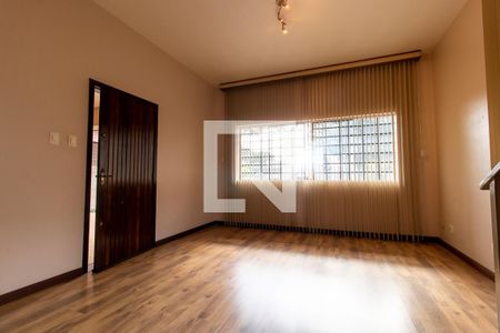 Casa para alugar com 315m², 5 quartos e 8 vagas Casa para alugar com 315m², 5 quartos e 8 vagasSala 1
