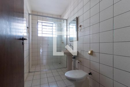 Casa para alugar com 315m², 5 quartos e 8 vagas Casa para alugar com 315m², 5 quartos e 8 vagasBanheiro da Suíte