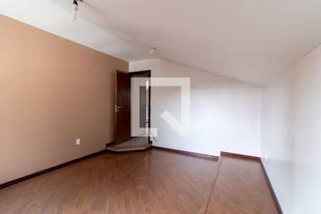 Casa para alugar com 315m², 5 quartos e 8 vagas Casa para alugar com 315m², 5 quartos e 8 vagasQuarto 3