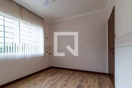 Casa para alugar com 315m², 5 quartos e 8 vagas Casa para alugar com 315m², 5 quartos e 8 vagasQuarto 1