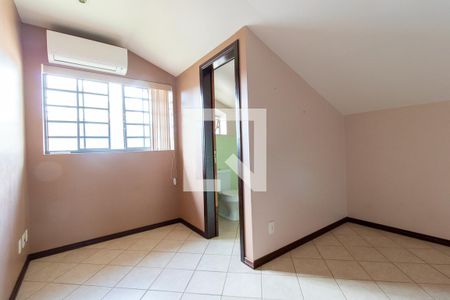 Casa para alugar com 315m², 5 quartos e 8 vagas Casa para alugar com 315m², 5 quartos e 8 vagasQuarto 4 - Suíte