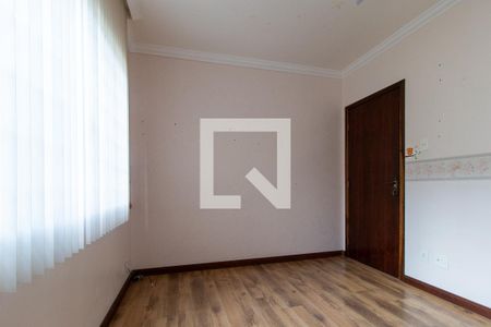 Casa para alugar com 315m², 5 quartos e 8 vagas Casa para alugar com 315m², 5 quartos e 8 vagasQuarto 1