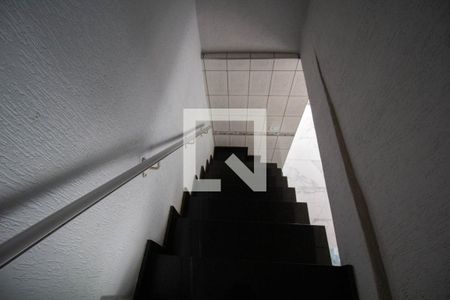 Casa para alugar com 50m², 3 quartos e sem vagaEscada