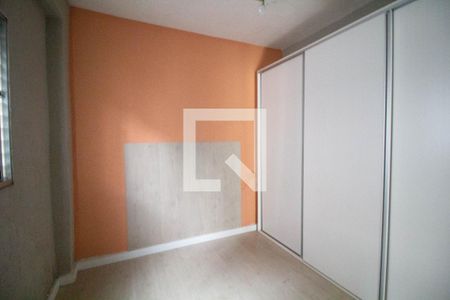 Quarto 1 de casa para alugar com 3 quartos, 50m² em Jardim das Camélias, São Paulo