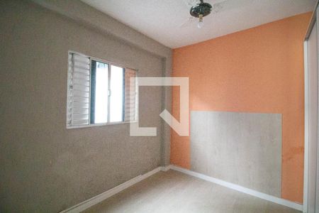 Quarto 1 de casa para alugar com 3 quartos, 50m² em Jardim das Camélias, São Paulo
