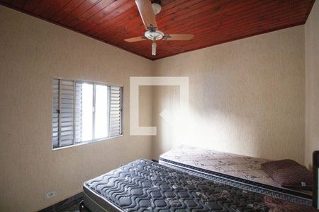 Quarto 2 de casa para alugar com 3 quartos, 50m² em Jardim das Camélias, São Paulo