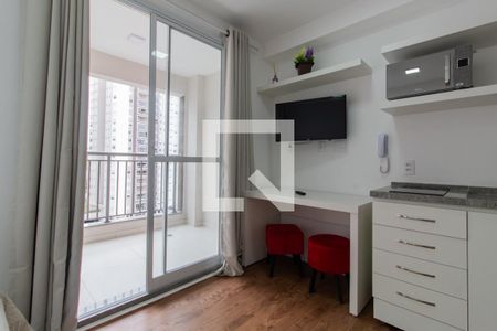 Sala / Quarto / Cozinha de apartamento à venda com 1 quarto, 25m² em Vila Andrade, São Paulo