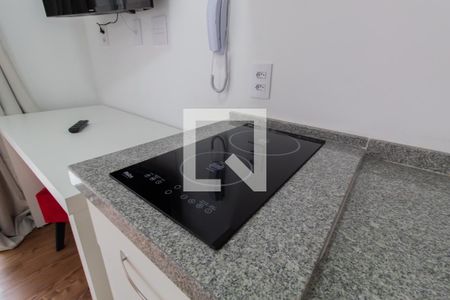 Sala / Quarto / Cozinha de apartamento à venda com 1 quarto, 25m² em Vila Andrade, São Paulo
