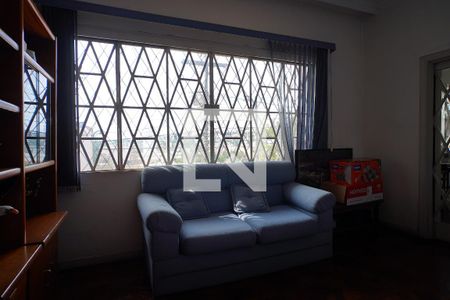 Casa à venda com 4 quartos, 300m² em Medianeira, Porto Alegre