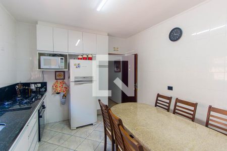 Casa à venda com 145m², 3 quartos e 2 vagasCozinha