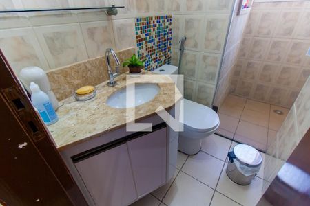 Casa à venda com 145m², 3 quartos e 2 vagasBanheiro 2