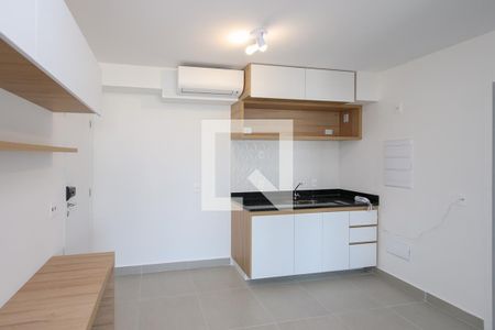 Cozinha de apartamento à venda com 1 quarto, 40m² em Santo Amaro, São Paulo