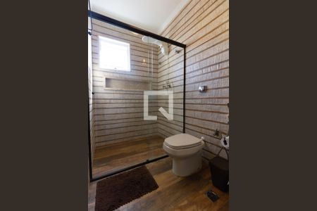 Casa à venda com 130m², 3 quartos e 2 vagasBanheiro da Suíte