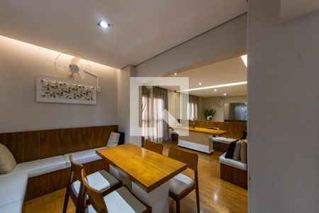 Apartamento à venda com 77m², 3 quartos e 1 vagaÁrea comum