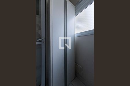 Apartamento à venda com 77m², 3 quartos e 1 vagaÁrea de Serviço