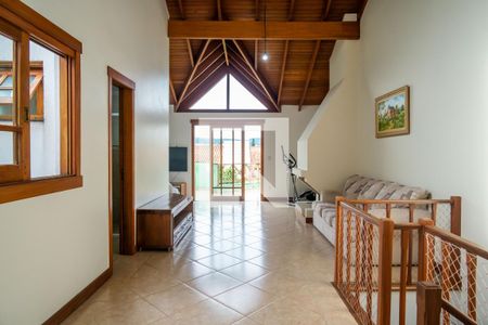 Casa à venda com 222m², 5 quartos e 4 vagas Casa à venda com 222m², 5 quartos e 4 vagasSótão