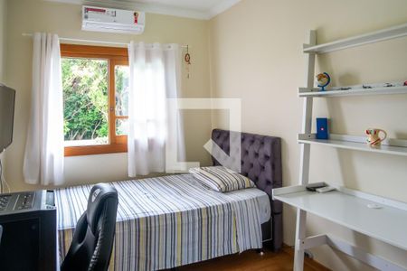 Casa à venda com 222m², 5 quartos e 4 vagas Casa à venda com 222m², 5 quartos e 4 vagasQuarto 2