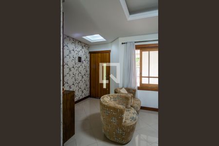 Casa à venda com 222m², 5 quartos e 4 vagas Casa à venda com 222m², 5 quartos e 4 vagasSala