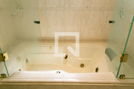 Apartamento à venda com 400m², 5 quartos e 4 vagasBanheiro da Suíte 4