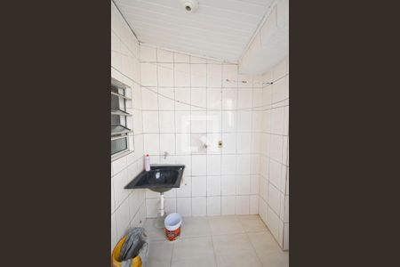 Casa para alugar com 70m², 2 quartos e sem vaga Casa para alugar com 70m², 2 quartos e sem vagaLavanderia
