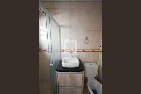 Casa para alugar com 70m², 2 quartos e sem vaga Casa para alugar com 70m², 2 quartos e sem vagaBanheiro da Suíte