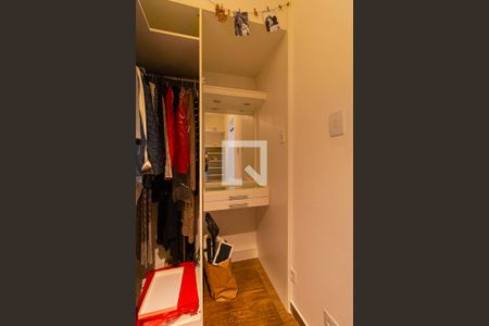 Apartamento para alugar com 88m², 2 quartos e 1 vaga Apartamento para alugar com 88m², 2 quartos e 1 vagaCloset