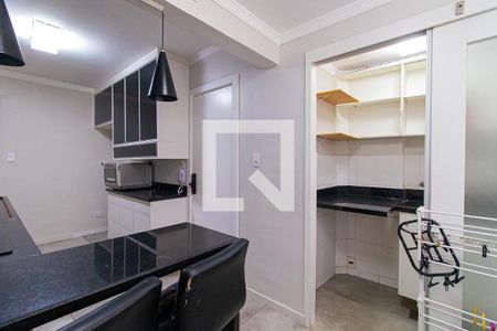 Apartamento para alugar com 88m², 2 quartos e 1 vaga Apartamento para alugar com 88m², 2 quartos e 1 vagaCozinha e Área de Serviço