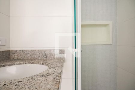 Apartamento à venda com 32m², 2 quartos e 1 vaga Apartamento à venda com 32m², 2 quartos e 1 vagaBanheiro