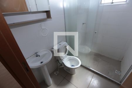 Banheiro de apartamento para alugar com 2 quartos, 49m² em Araguaia, Belo Horizonte