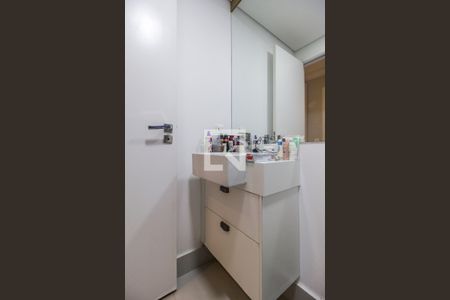 Apartamento para alugar com 110m², 3 quartos e 2 vagas Apartamento para alugar com 110m², 3 quartos e 2 vagasDetalhe do Banheiro da Suite