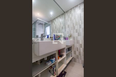 Apartamento para alugar com 110m², 3 quartos e 2 vagas Apartamento para alugar com 110m², 3 quartos e 2 vagasBanheiro da Suíte 1